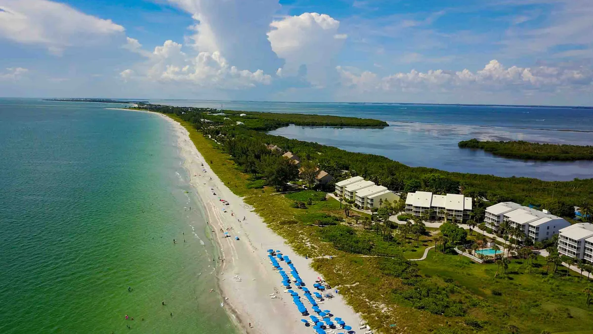 Luftaufnahme von Captiva Beach an der Golfküste