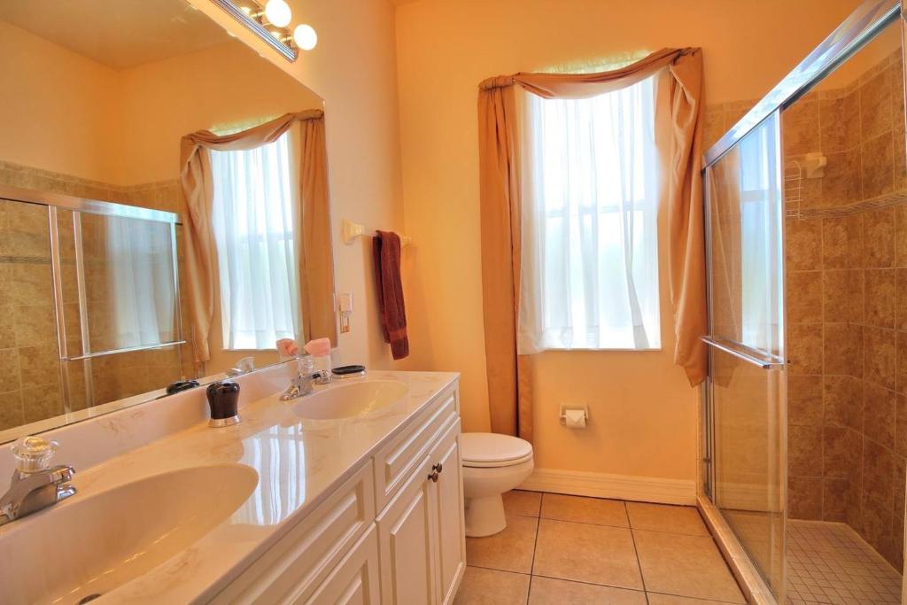 Villa Princess – Seelage, Pool & privater Bootssteg - Bild 18
