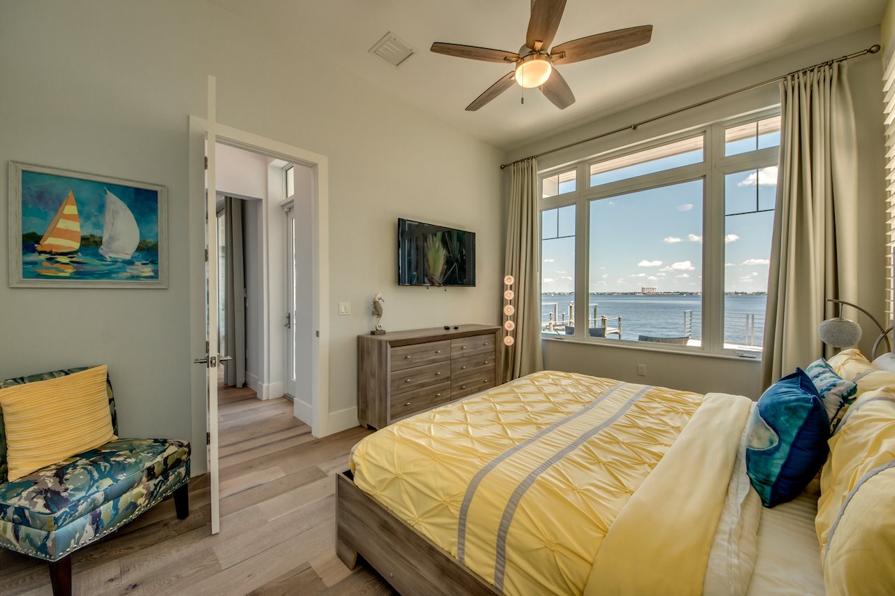 Villa Bequia – Ferienhaus Cape Coral mit beheiztem Salzwasserpool, Whirlpool & Bootsanleger am River - Bild 47