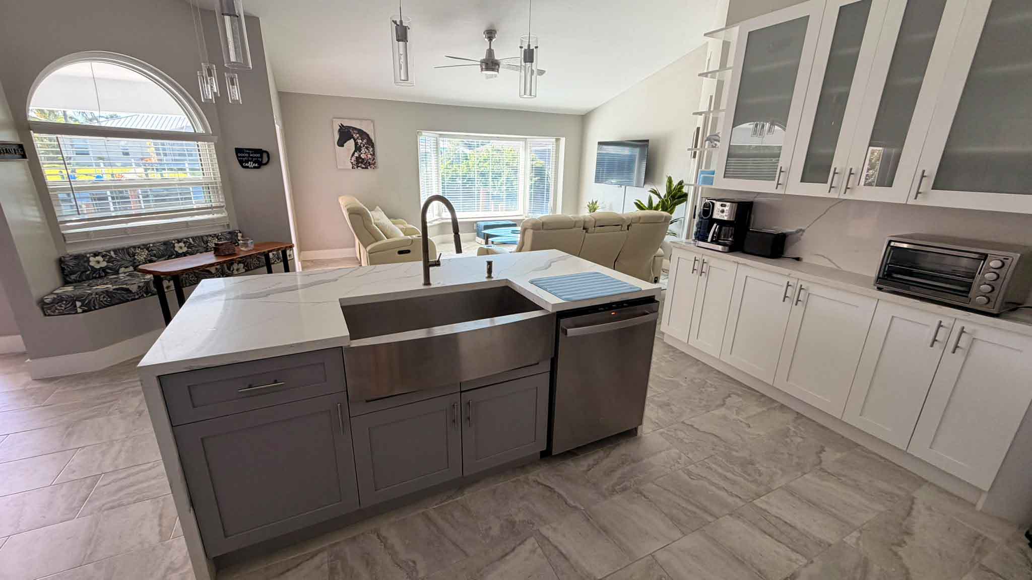 Villa Mia – Frisch renoviert, direkt am Wasser, Kajaks & beheizbarer Salzwasserpool - Bild 7